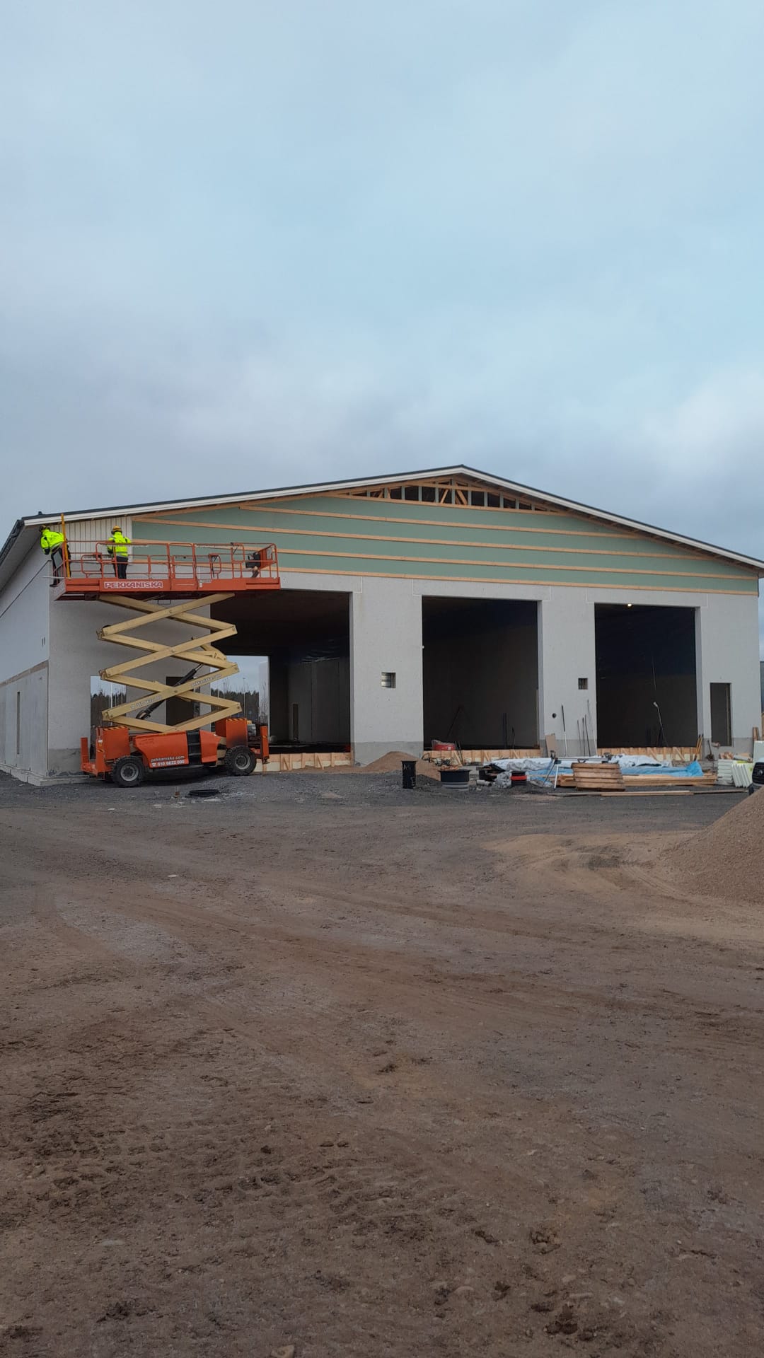 Valmis autotalli ja varastohalli Etelä-Pohjanmaalla